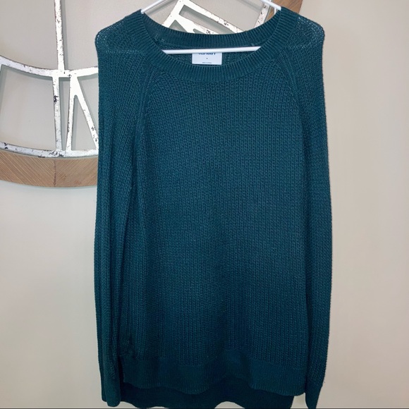 Old Navy forest green sweater - Picture 2 of 6